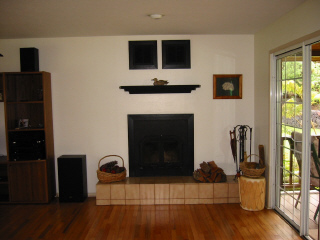 Living room - looking out the back