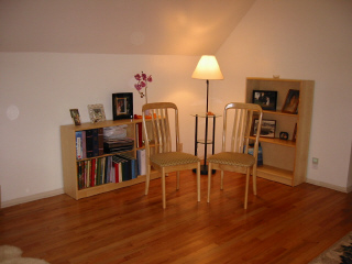 Master bedroom - sitting area